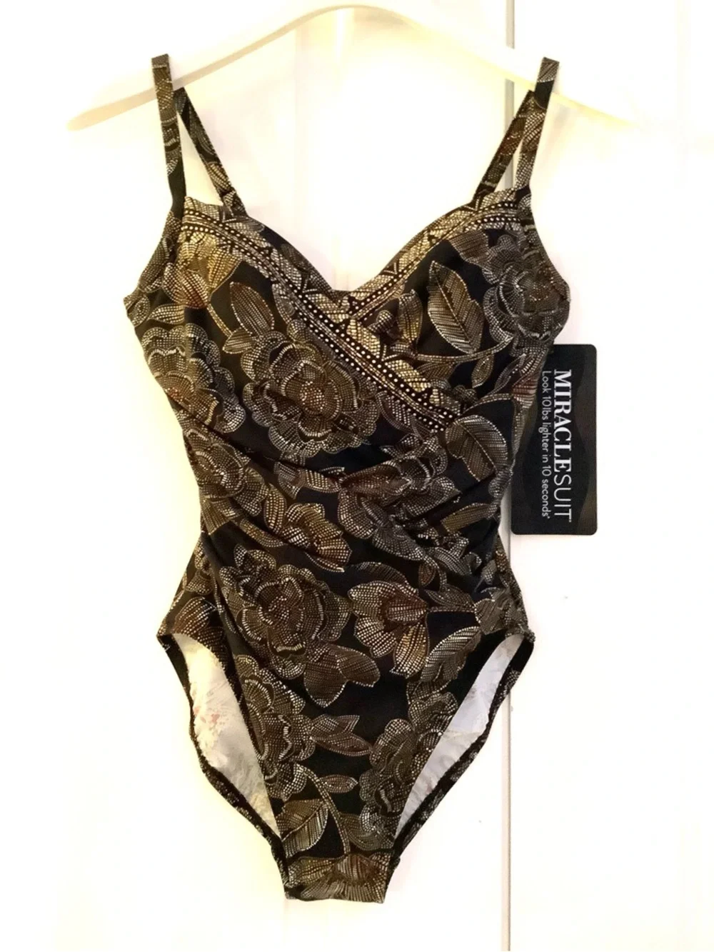 MIRACLE SUIT Petal Pusher Gali Black & Gold Foam Cup V-Neck One Piece swimsuit - Picture 7 of 13